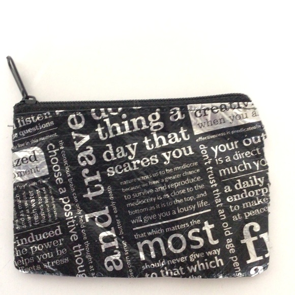 RARE LULULEMON MANIFESTO CARD CASE GIFT CARD HOLDER - Picture 2 of 4